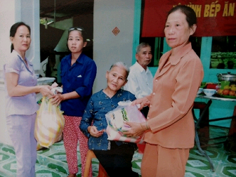 Tổ “Phụ nữ từ thiện” ấp Bến Rộng, xã Thạnh Đức: hỗ trợ, giúp đỡ hội viên nghèo lúc khó khăn