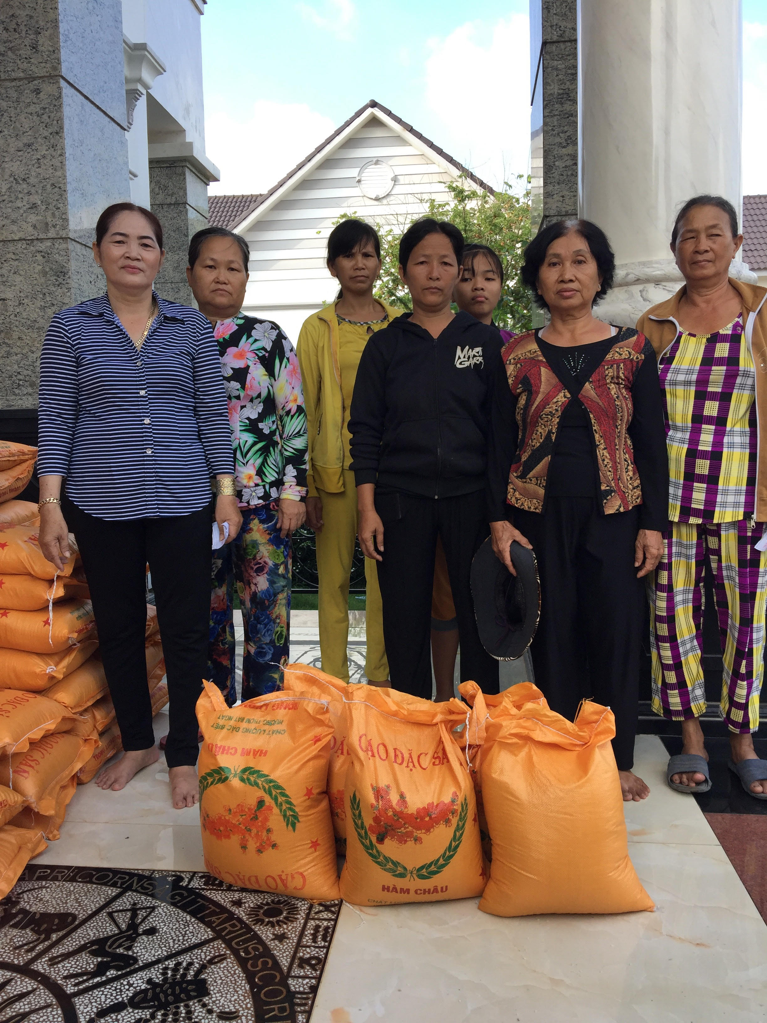 Hội LHPN các xã: Hiệp Tân, Thanh Phước, Tân Hiệp đẩy mạnh hoạt động từ thiện nhân dịp lễ Vu Lan