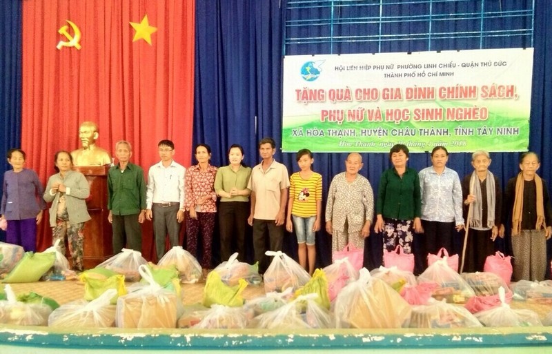 Hội LHPN các xã Biên Giới, Phước Đông, Hòa Thạnh, Phường 1: tăng cường hoạt động chăm lo phụ nữ nghèo