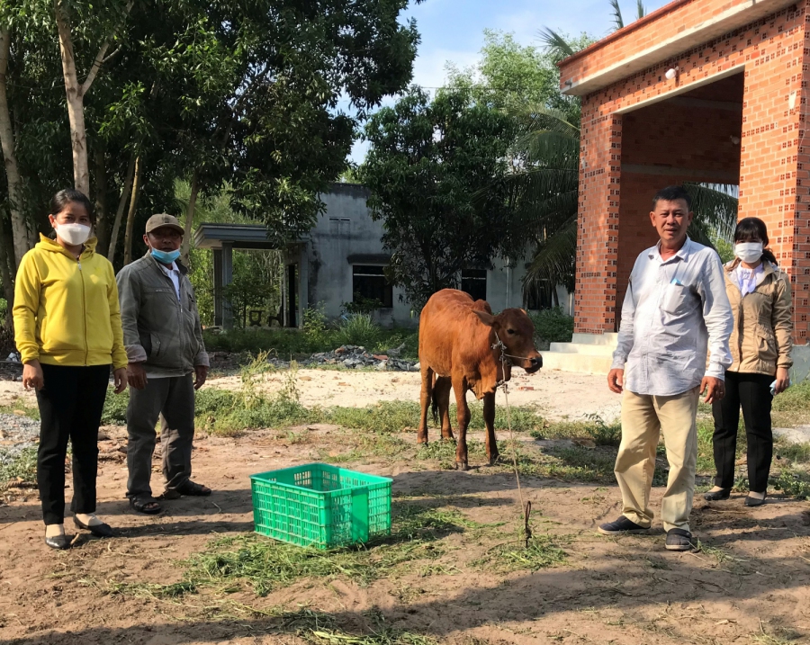 HỘI LHPN HUYỆN TÂN BIÊN “THANH LÝ BÒ CỦA DỰ ÁN”