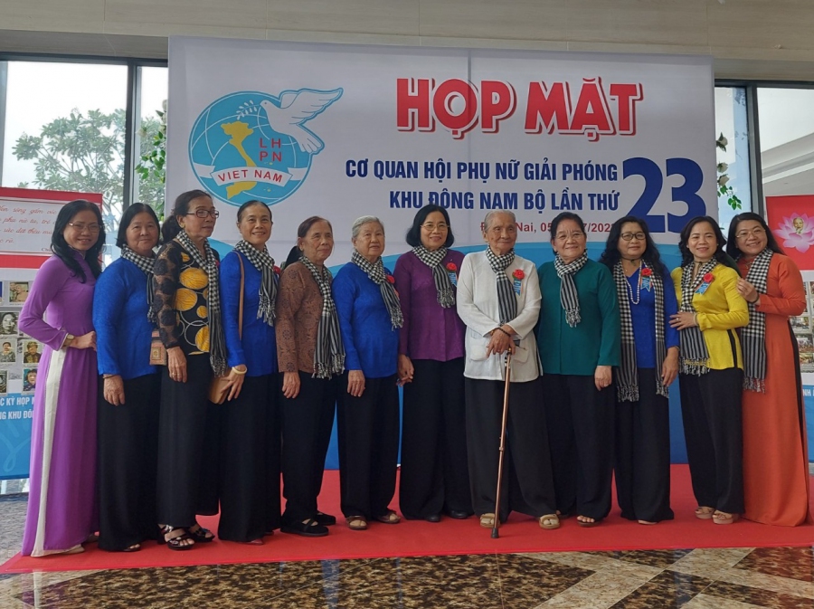 Đoàn đại biểu tỉnh Tây Ninh tham dự họp mặt Phụ nữ giải phóng Khu Đông Nam bộ lần thứ XXIII - năm 2022 tại tỉnh Đồng Nai