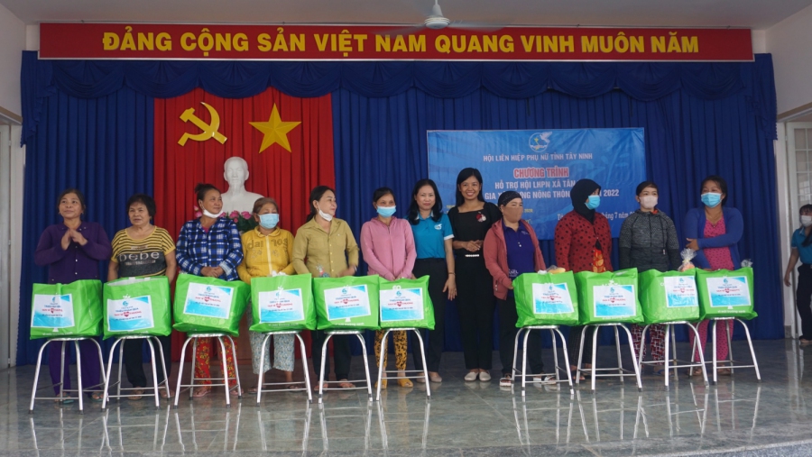 Hội LHPN tỉnh Tây Ninh: tổ chức Chương trình hỗ trợ Hội LHPN xã tham gia xây dựng nông thôn mới xã Tân Hội  năm 2022