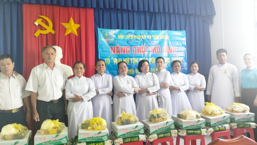 Tiên Thuận nâng chất mô hình “Nhóm phụ nữ tôn giáo với phương châm sống tốt đời đẹp đạo”