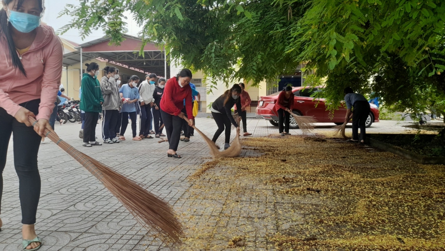 Phụ nữ Đôn Thuận chung tay bảo vệ môi trường