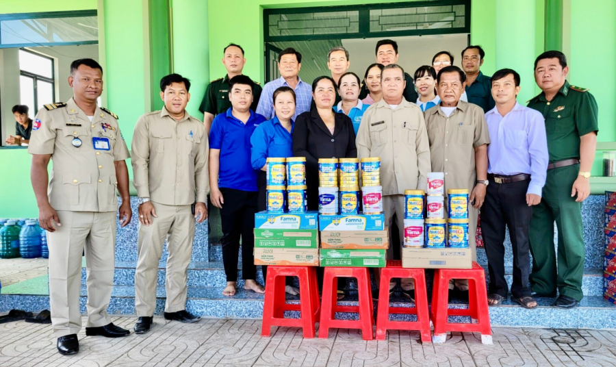 Các cấp Hội đẩy mạnh công tác đối ngoại nhân dân và hỗ trợ phụ nữ hội nhập quốc tế