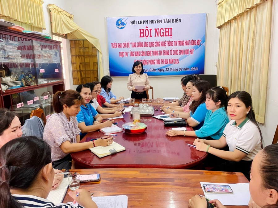 Tân Biên: Triển khai chủ đề “Tăng cường ứng dụng công nghệ thông tin trong hoạt động Hội”, cuộc thi “ Ứng dụng công nghệ thông tin trong tổ chức sinh hoạt hội" và phát động phong trào thi đua năm 2024