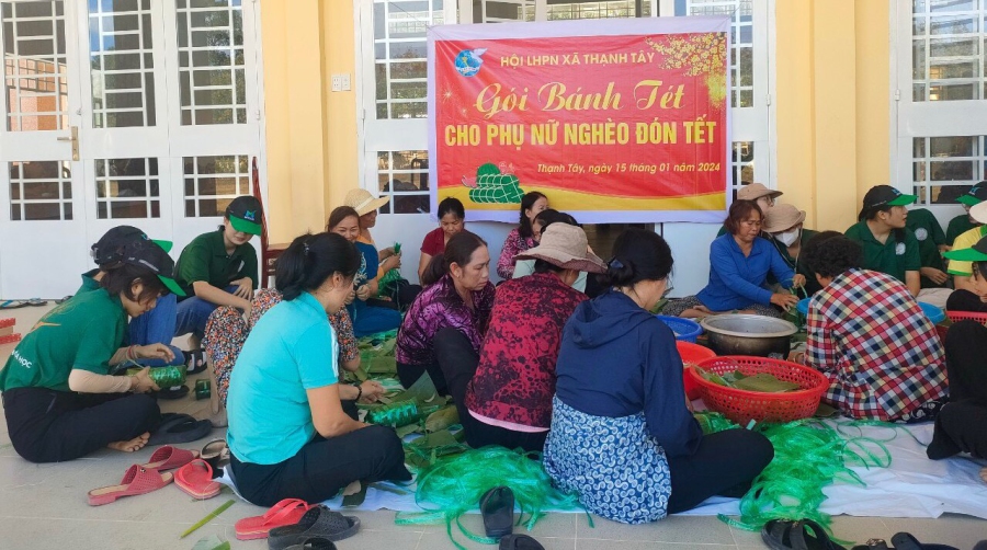 Hội LHPN xã Thạnh Tây tổ chức hoạt động Mừng Đảng, mừng Xuân