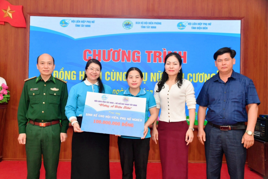 Tỉnh Tây Ninh 'Đồng hành cùng phụ nữ biên cương' tỉnh Điện Biên