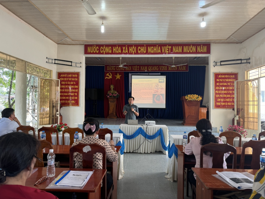 Tân Biên tổ chức Hội thảo chuyên đề “Quy trình, chứng nhận và hướng dẫn sản xuất rau ăn lá đạt chuẩn hữu cơ”