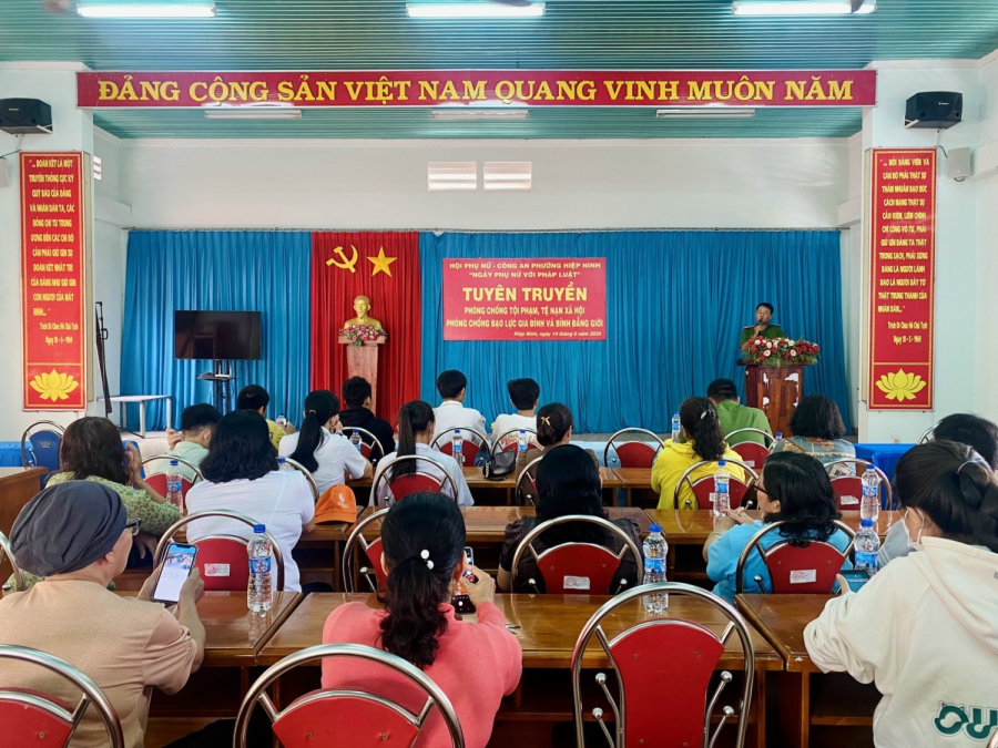 Hiệp Ninh: 50 hội viên, phụ nữ được phổ biến giáo dục pháp luật và bình đẳng giới